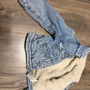 GAP Light Blue Denim Jacket with Cream Sherpa Lining